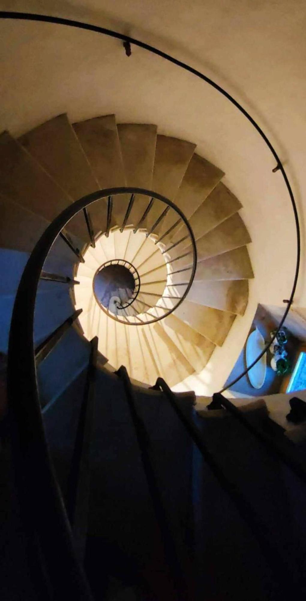 ואלנס Appartement Spacieux Avec Deux Chambres Au Chateau מראה חיצוני תמונה