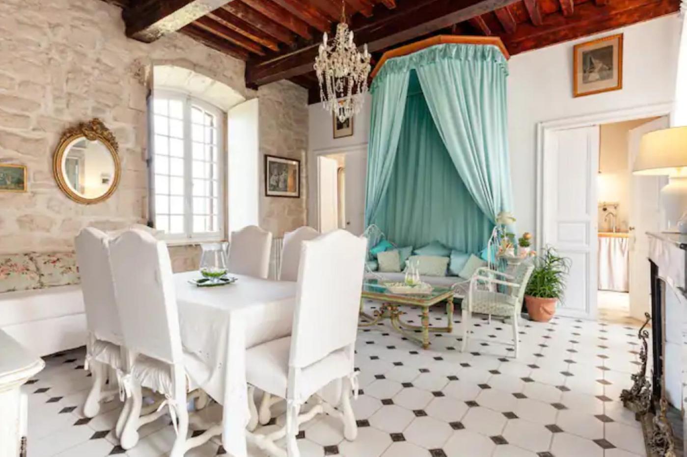 ואלנס Appartement Spacieux Avec Deux Chambres Au Chateau מראה חיצוני תמונה