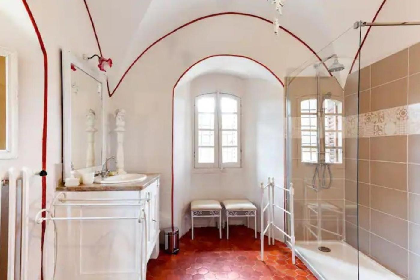 ואלנס Appartement Spacieux Avec Deux Chambres Au Chateau מראה חיצוני תמונה