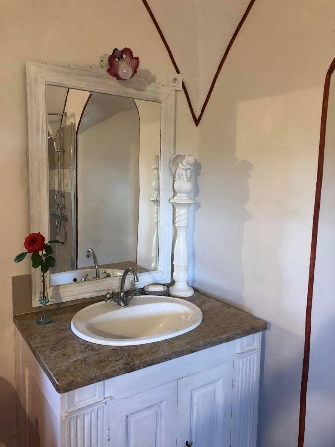 ואלנס Appartement Spacieux Avec Deux Chambres Au Chateau מראה חיצוני תמונה